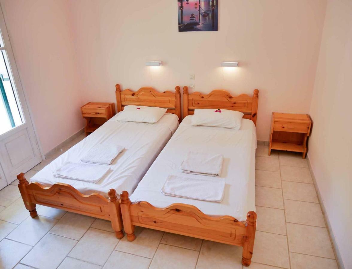Yiannis Apartments Agios Georgios Pagoi Corfu アギオス・ゲオルギオス・パゴン エクステリア 写真