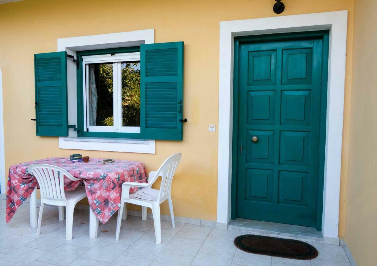 Yiannis Apartments Agios Georgios Pagoi Corfu アギオス・ゲオルギオス・パゴン エクステリア 写真