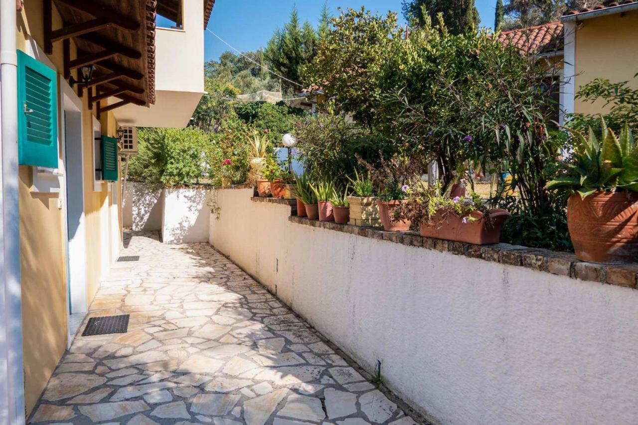 Yiannis Apartments Agios Georgios Pagoi Corfu アギオス・ゲオルギオス・パゴン エクステリア 写真