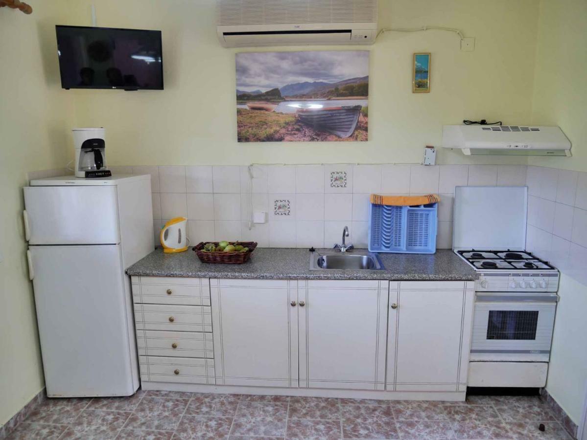 Yiannis Apartments Agios Georgios Pagoi Corfu アギオス・ゲオルギオス・パゴン エクステリア 写真