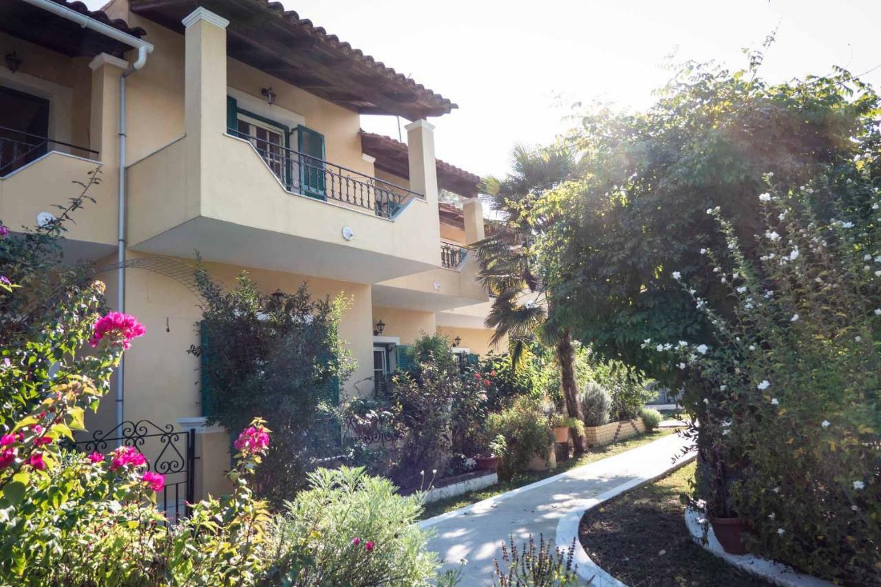 Yiannis Apartments Agios Georgios Pagoi Corfu アギオス・ゲオルギオス・パゴン エクステリア 写真