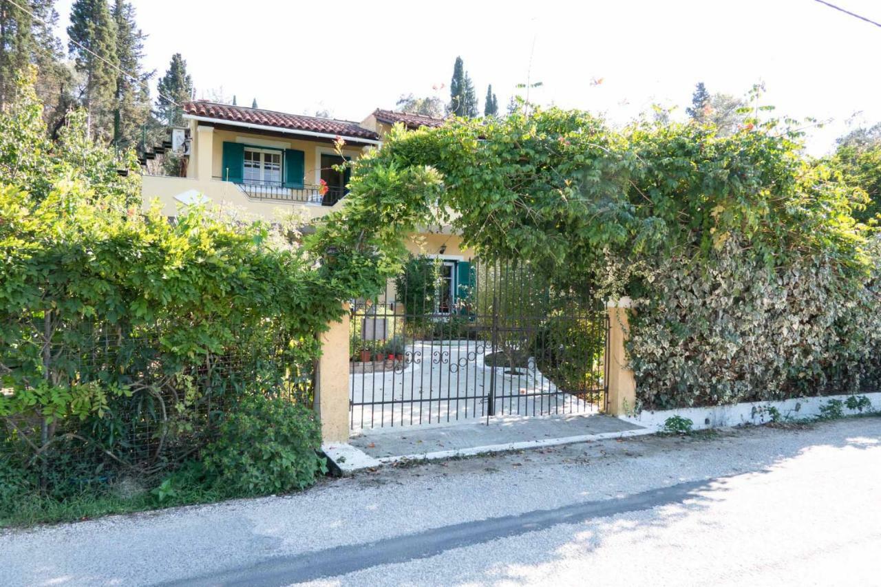 Yiannis Apartments Agios Georgios Pagoi Corfu アギオス・ゲオルギオス・パゴン エクステリア 写真
